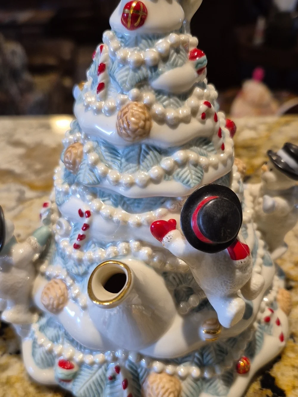 Lenox Christmas Tree With Snowmen Tea Pot. Vintage Piece.(#3030E)